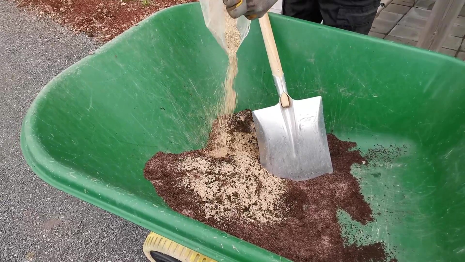 mullan-ja-hiekan-sekoitus